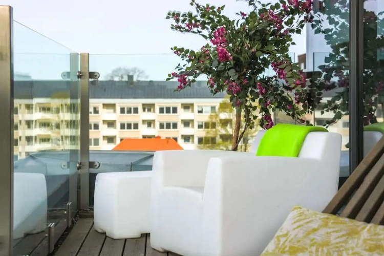 1 Bedroom Suite with balcony
