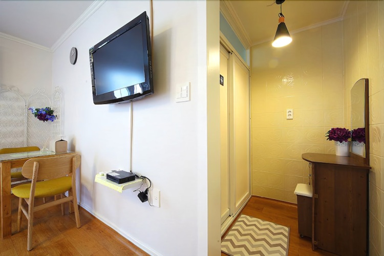 Guest rooms