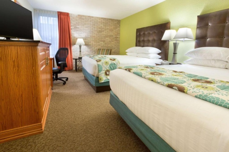 Deluxe Quadruple room