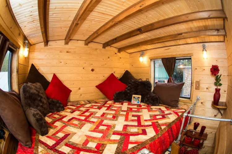 Caravan- The Tiny House Hotel