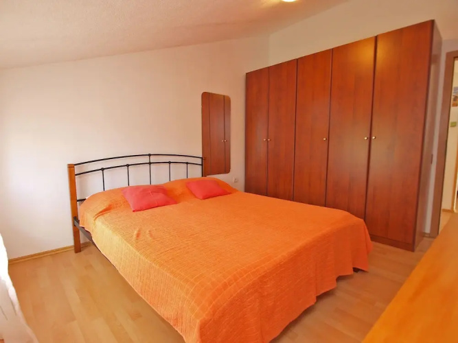 Apartments Mara 44