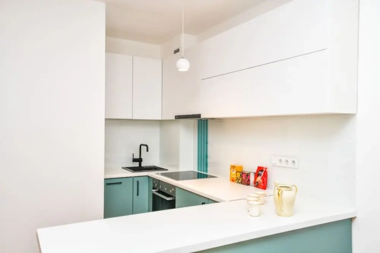 2 Bedrooms Apartment