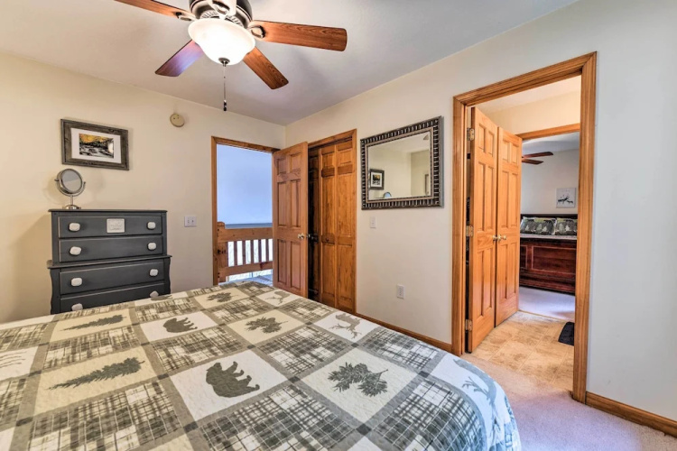 Pet-friendly Home w/ Deck + Mountain Views!