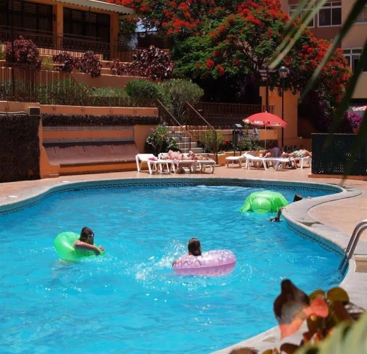 Los Alisios Apartments