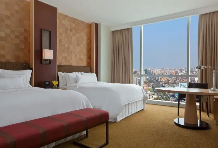 Grand Deluxe Mid Floor Quadruple room