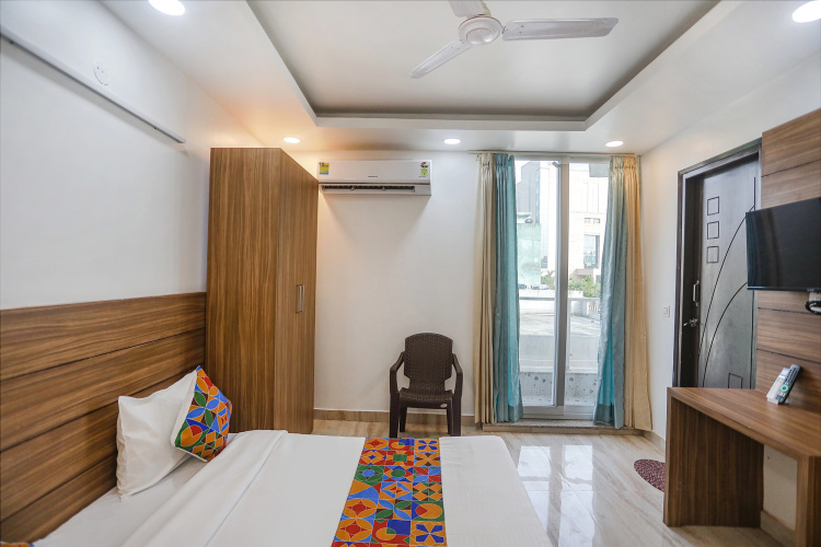 Fabhotel Unique Stay