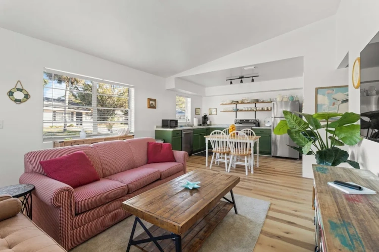 2 Bedrooms Cottage