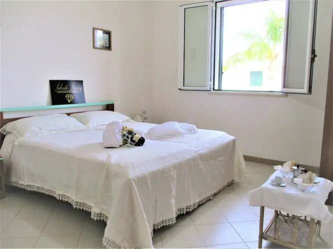 Torre Dell Orso Villa With Climate and Private Parking