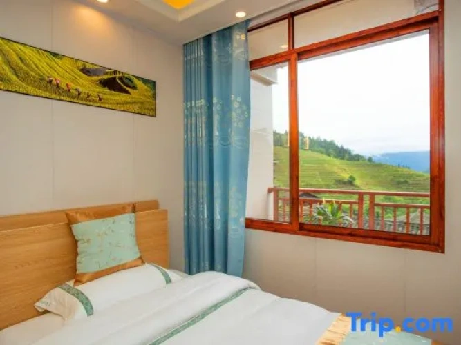 Standard Twin room with balcony