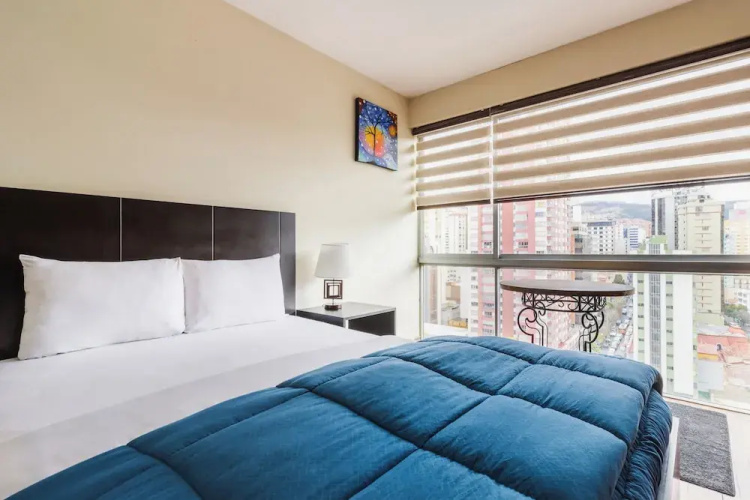 Hotel Luxstone Executive Suites