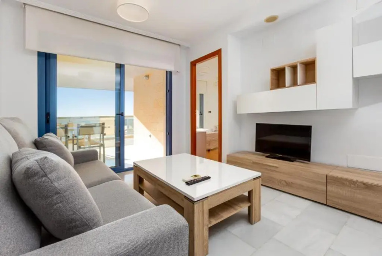1st Line Daniya APT - Solarium Terrace & Pool