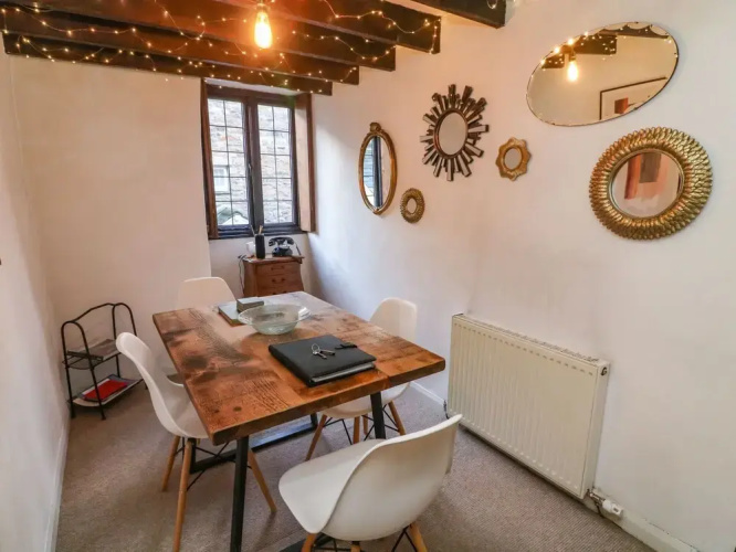 Courtyard Cottage