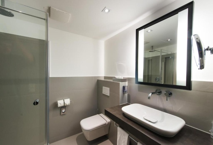 Economy Double Basement room