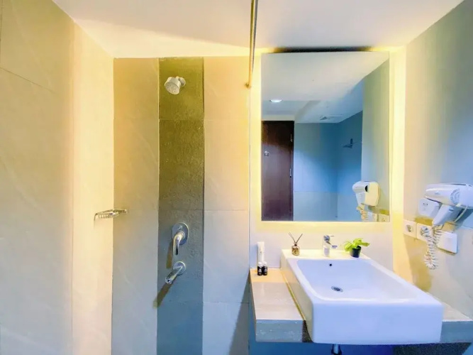 Comfortable Studio (No Kitchen) At Bogor Icon Apartment