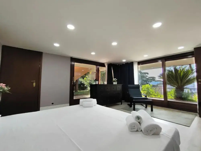 JOIVY Villa Sofia