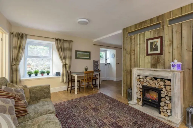 Poppy's Place Cupar