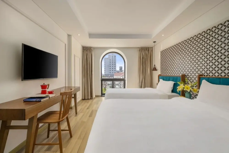 Standard Single room with city view
