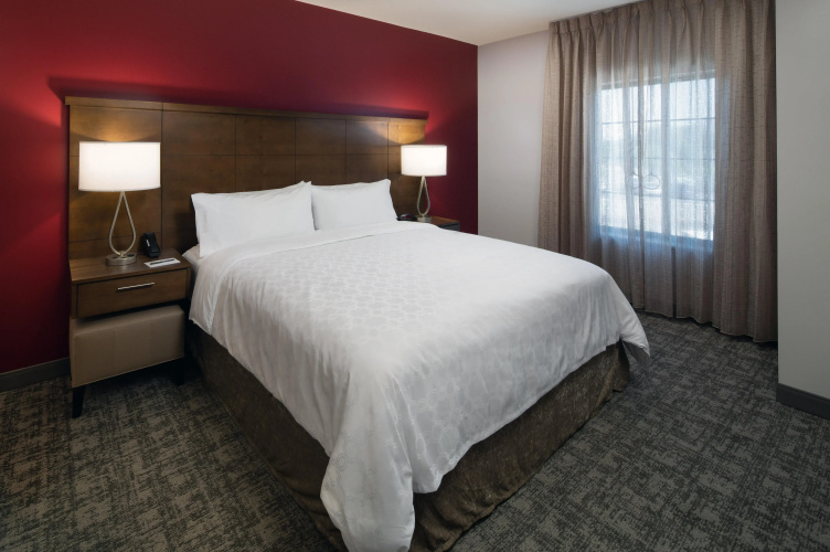 Staybridge Suites Phoenix - Biltmore Area by IHG