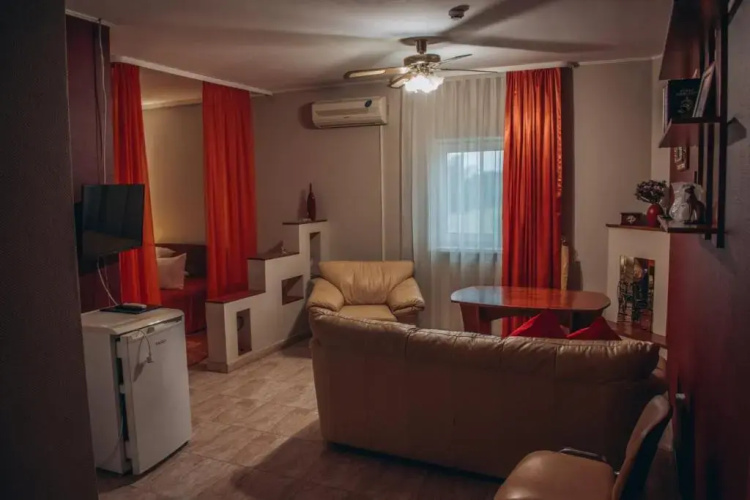 Duet Plus Motel