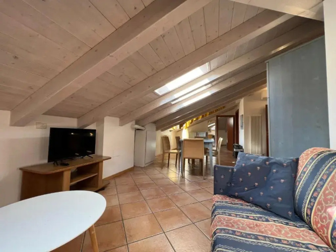 Mansarda Baia Azzurra 8