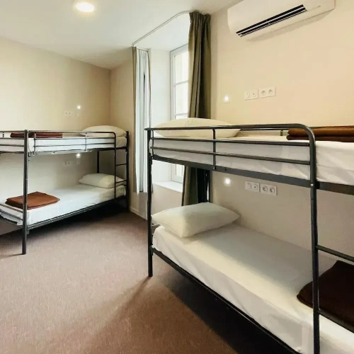 Bed in Dorm