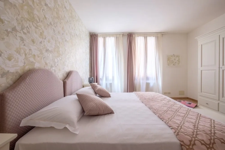 3 Bedrooms Apartment with balcony