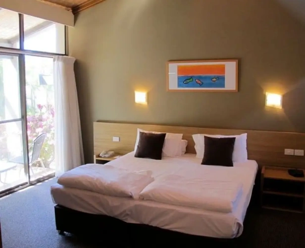 1 Bedroom Standard Suite