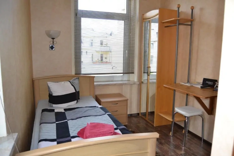 Standard Single room