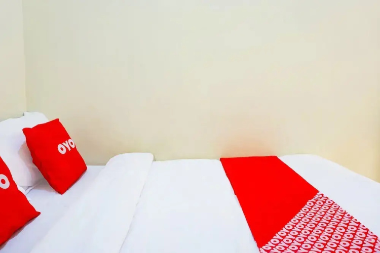 Flagship 90723 Berlima Guest House Syariah