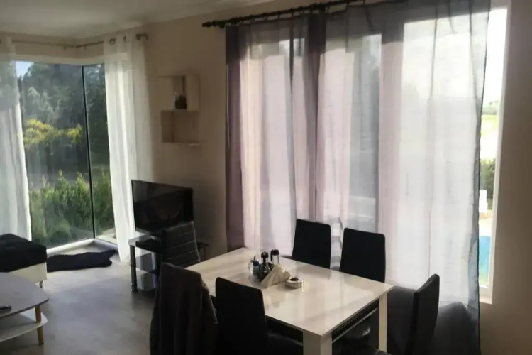 VIP Vision - 214 Entire Flat 2 Beds Two Baths