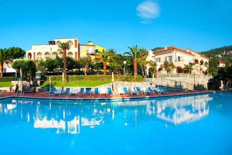 Apartment in Pietra Ligure