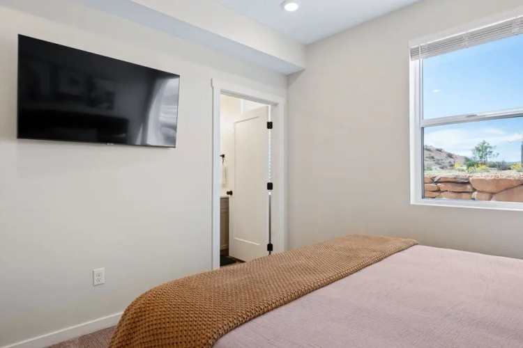 Desert Oasis 3 Bedroom Condo