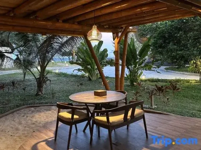 Double Cottage