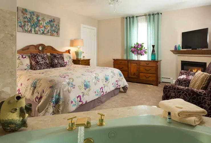 Beech Tree Inn & Cottage