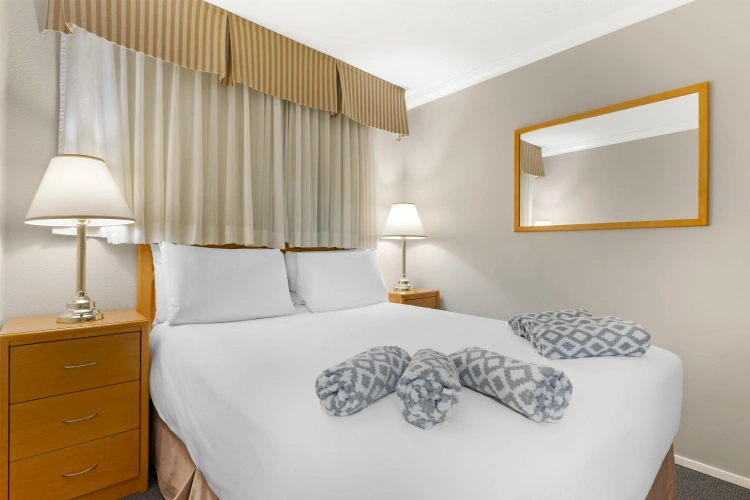 2 Bedrooms Double Suite