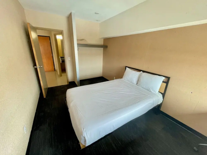 Residence & Conference Centre - Ottawa West