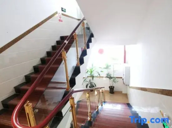 Ruijia Smart Hotel