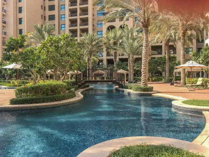 Frank Porter - Fairmont Palm Residences