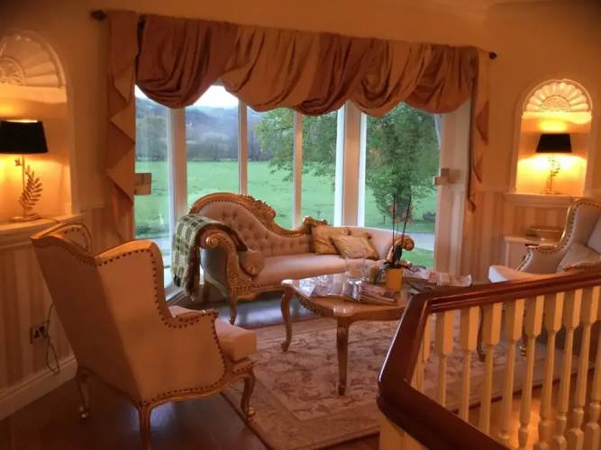 Plas Y Dderwen Bed and Breakfast