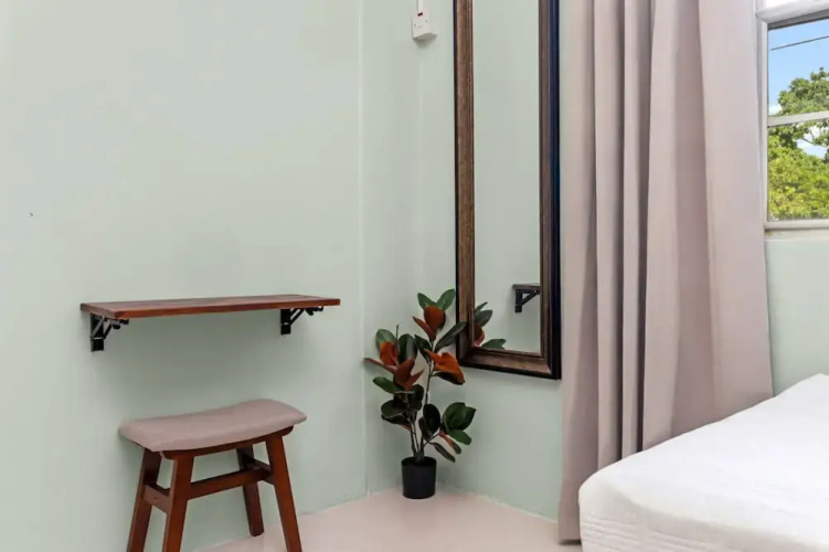 3rd Floor Condo Tower Isle 24hr Security
