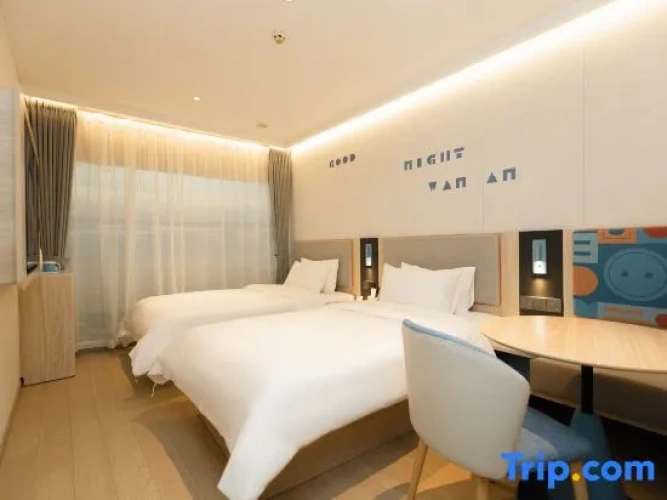 Standard Double Family room