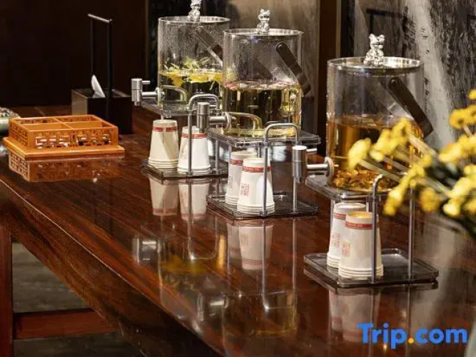 Hotels in Xudong
