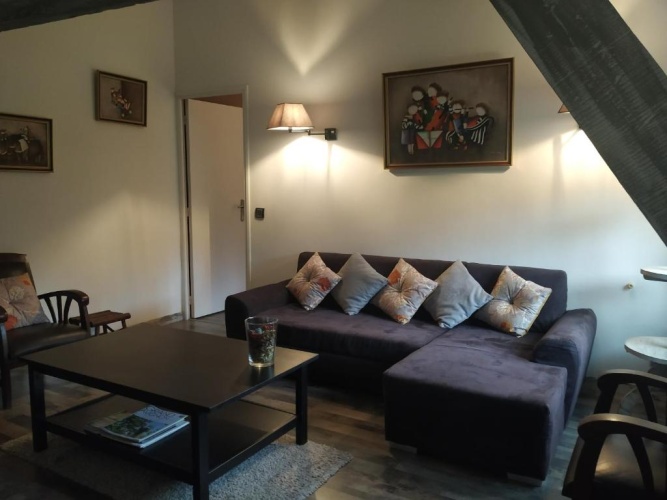 2 Bedrooms Cottage
