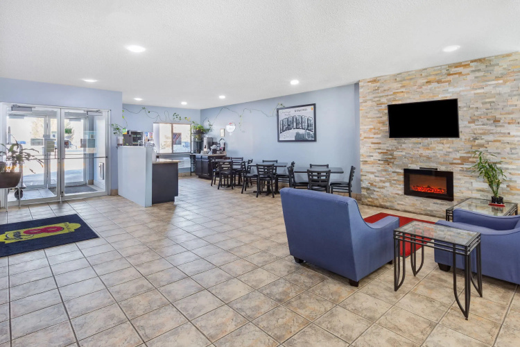 Super 8 by Wyndham Kokomo
