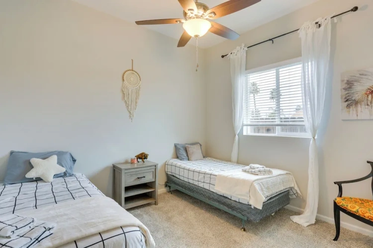 3 Bedrooms Cottage