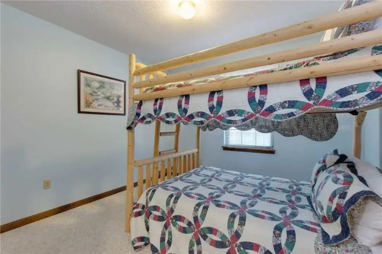Eagle Ridge - Three Bedroom Cabin