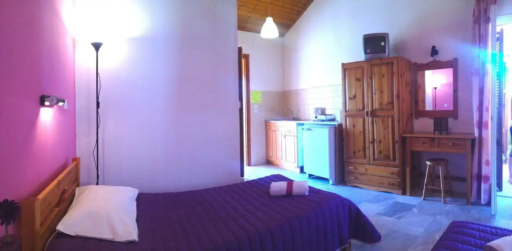 Alexandra Apartment