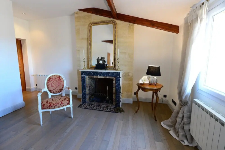 24 rue Gaspard Philippe