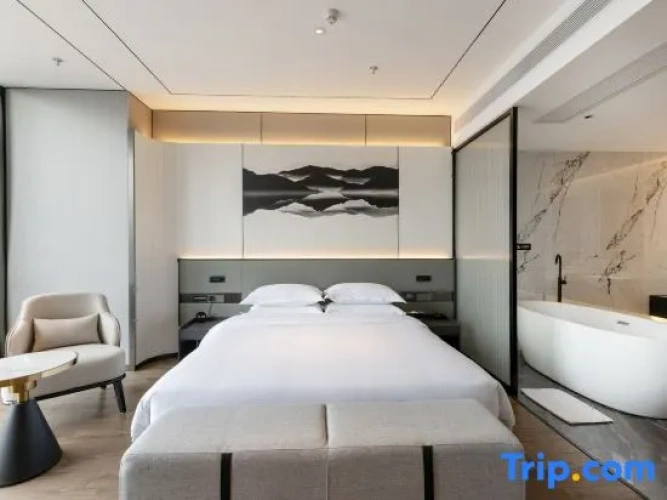 1 Bedroom Executive Double Suite