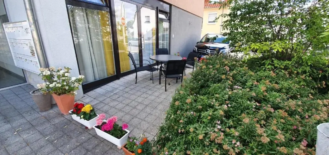 3 Bedrooms Apartment